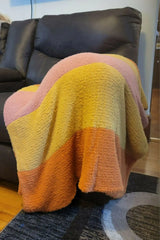 Dreamy Stripes Blanket (Circular Knitting Machine)