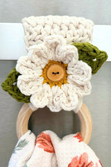 The Crochet Daisy Flower Appliqué (Crochet)