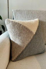 Avery Pillow (Crochet)