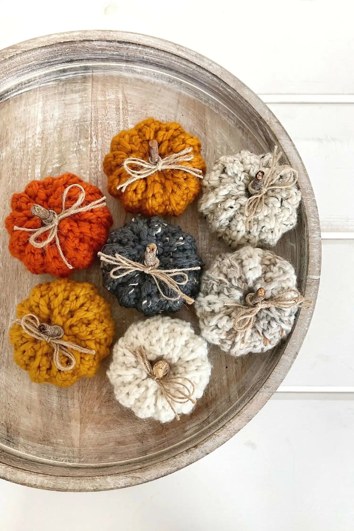 Mini Ribbed Pumpkins (Crochet)
