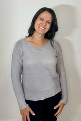 Simple Stitch Sweater (Knit)