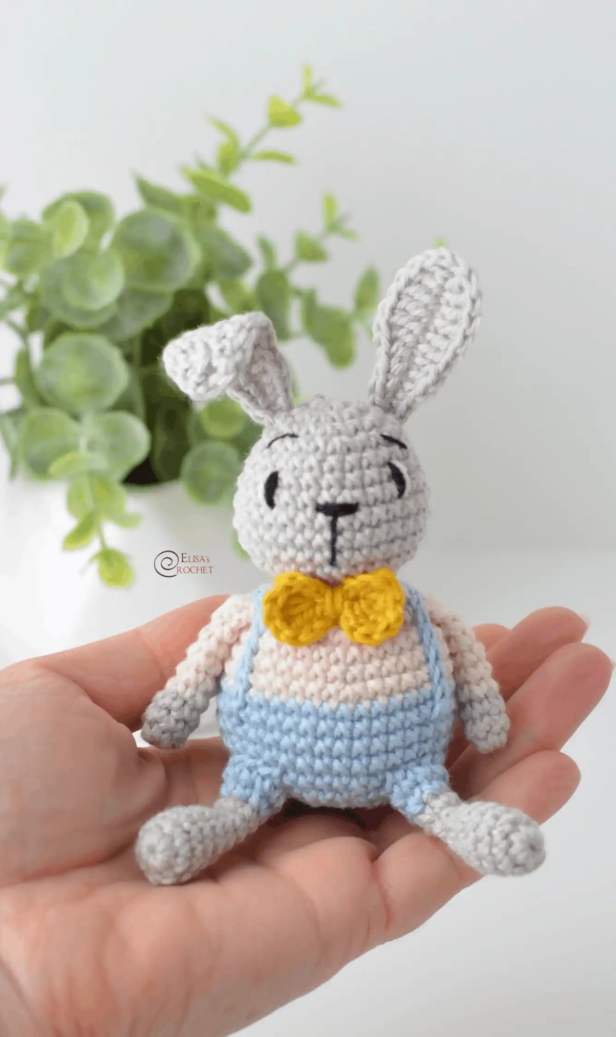 Zippy the Bunny (Crochet)