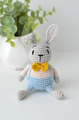 Zippy the Bunny (Crochet)