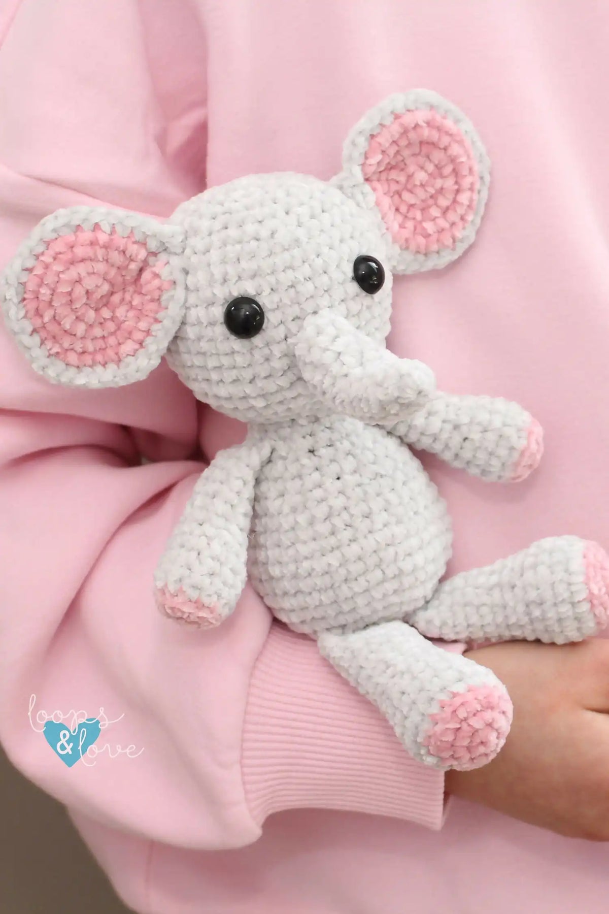 Mini Elephant Amigurumi (Crochet)