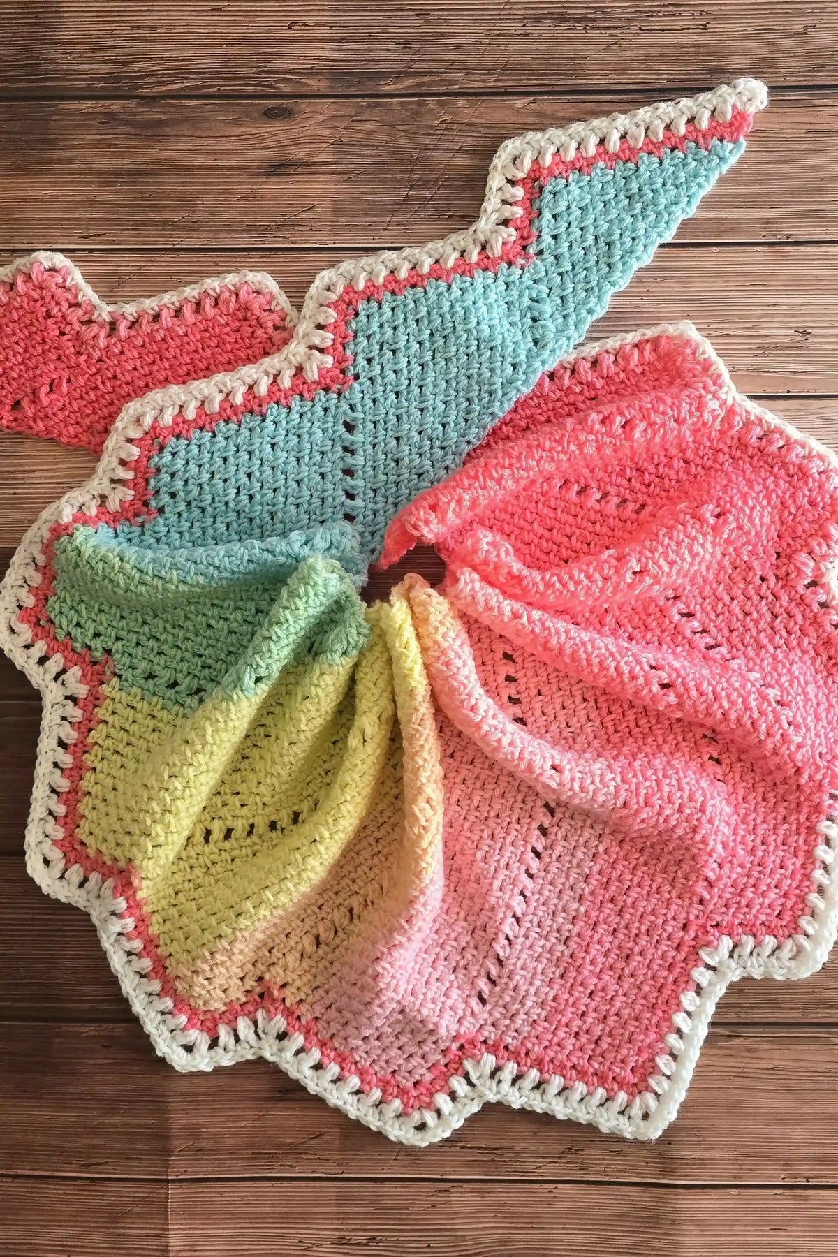 Dragon Wing Scarf (Crochet)