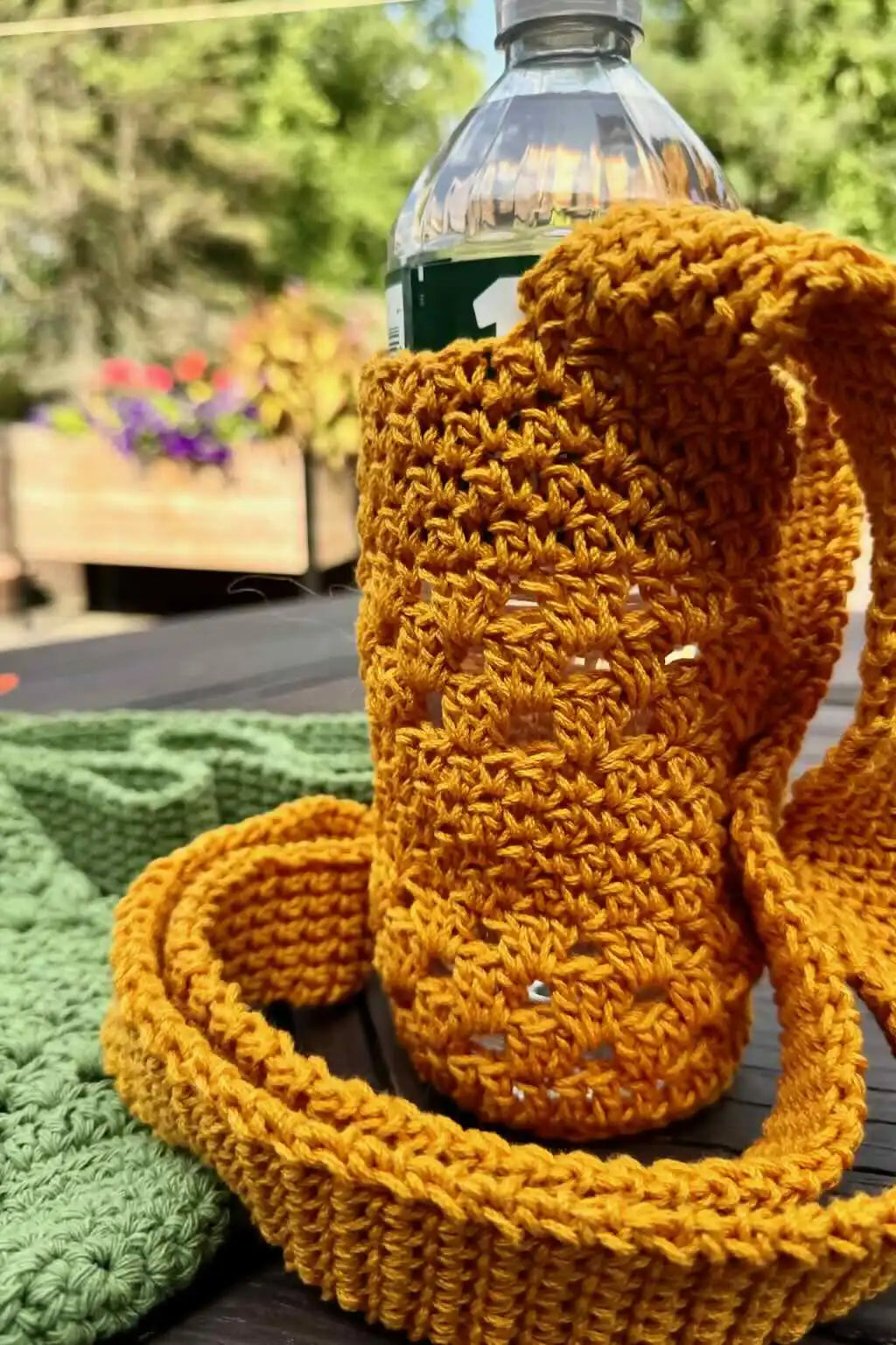 Seneca Water Bottle Holder (Crochet)