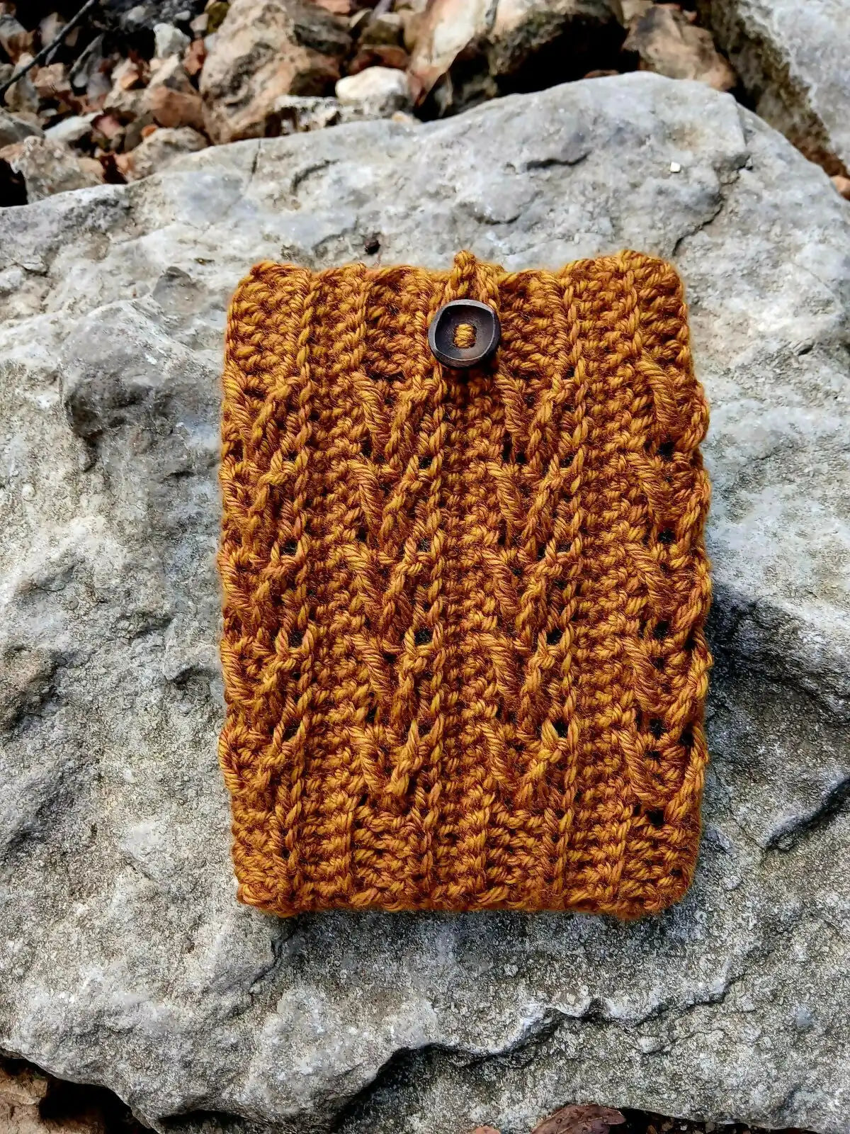 River Arrow Kindle Paperwhite Sleeve (Crochet)