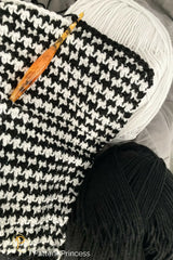 Modern Monochrome Houndstooth Throw (Crochet)