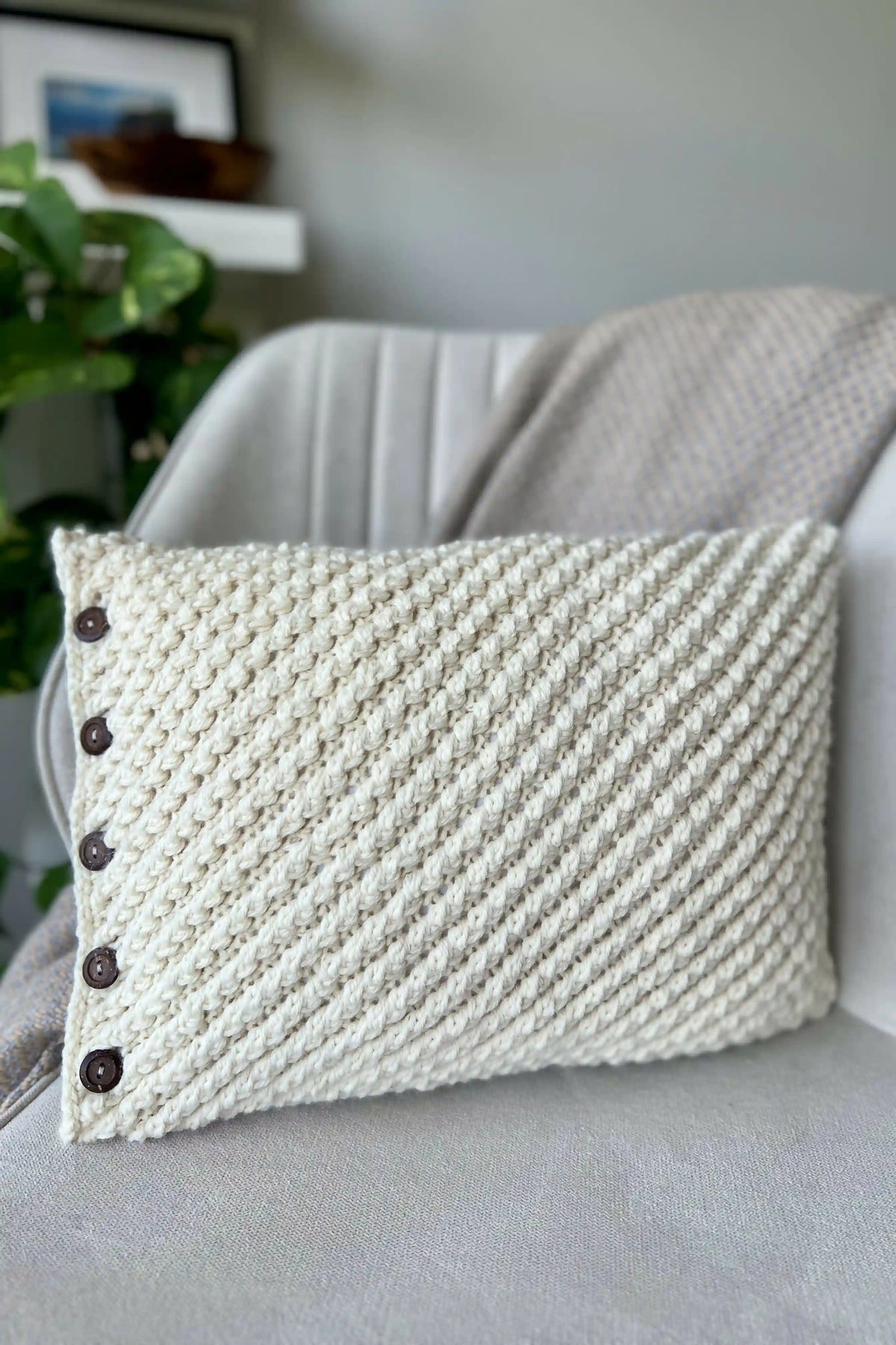 Aubrey Pillow (Crochet)