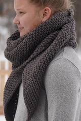 Marlowe Chunky Scarf (Knit)