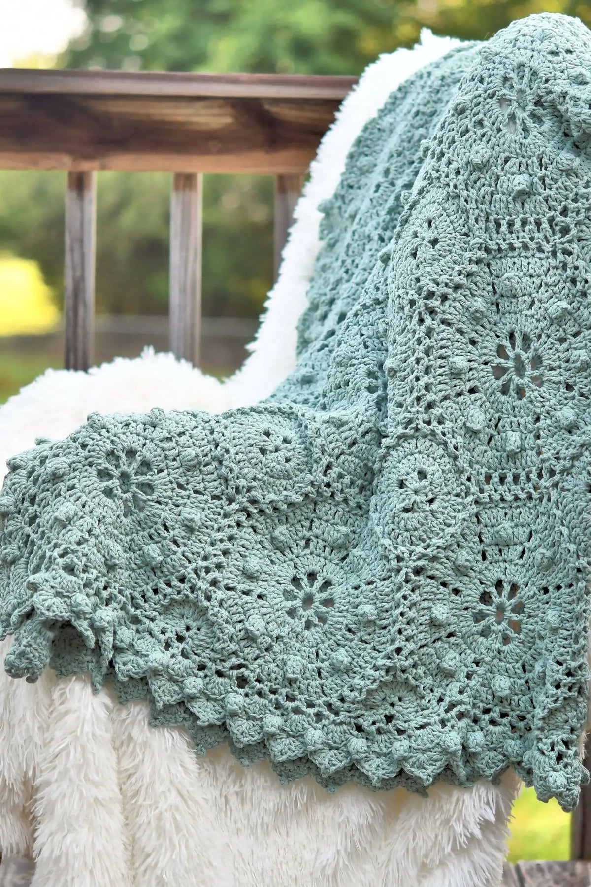 Octagon Lace Throw (Crochet)