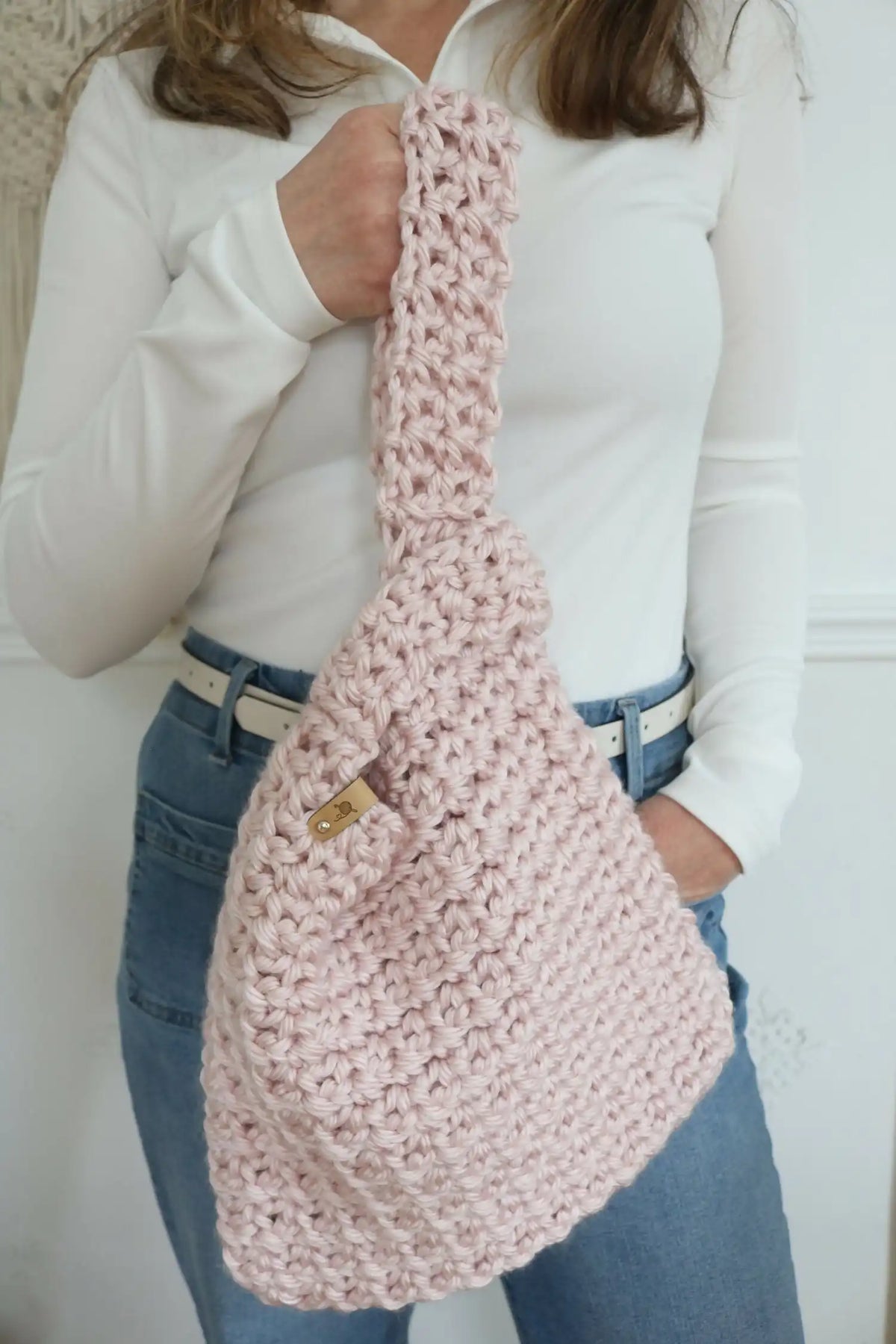 Chantal Knot Bag (Crochet)