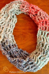 Cardinal Chunky Cowl (Crochet)